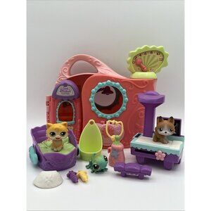 Littlest Pet Shop Get Better Center Vet Clinic Playset 2005 Hasbro Vintage READ